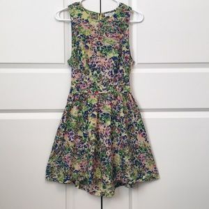 Floral print sundress with triangle back cutout